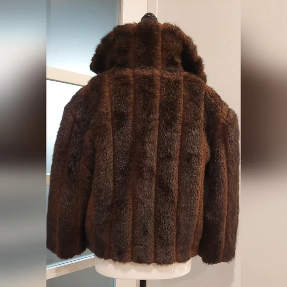 Elegant Brown Teddy Jacket for Women - Picture 6 of 11